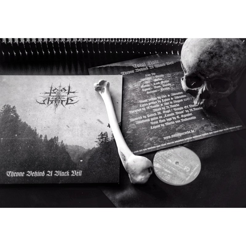 TOTAL HATE - Throne behind a black Veil