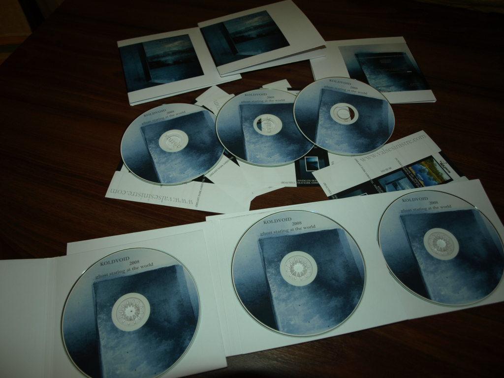 KOLDVOID - Ghost Staring at the World (Digipack)